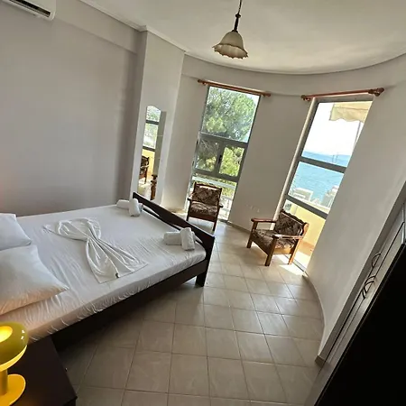 Apartment Seafront